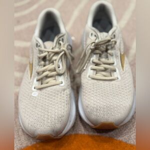 Brooks Beige Knit Running Sneakers with Gold Accent